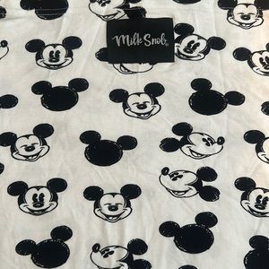 Milk Snob Car Seat / Nursing Cover - Mikey Mouse